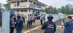 Kapolres Purwakarta Sambut Kedatangan Wakapolri Komjen Pol. Dr. Ahmad Dofiri di Pos Cikopo