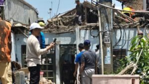 Bupati Purwakarta Langsung Perbaiki Rumah Warga Negeri Kaler yang Viral