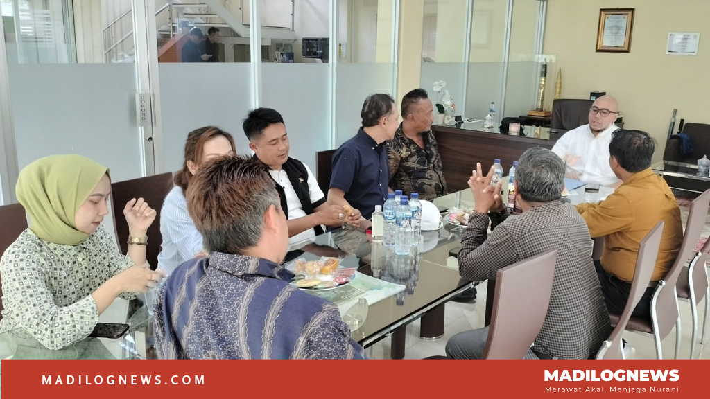 Komisi 3 DPRD Ke Pasar Induk 20250410 131122 0000