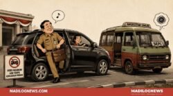 Rebo Ngumum: Parkiran Kosong, Angkot Tak Kunjung Penuh