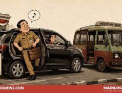 Rebo Ngumum: Parkiran Kosong, Angkot Tak Kunjung Penuh