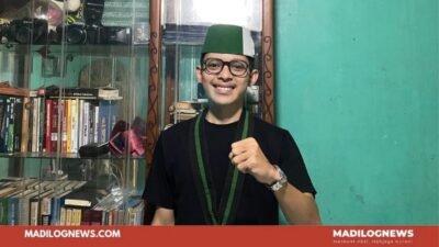 Muhammad Azhar Al Asy’ari, Founder Mata Dialog